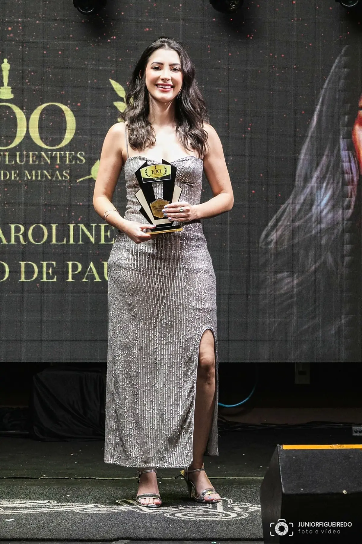 Dra. Caroline Carvalho na cerimônia dos 100 Mais Influentes do Sul de Minas